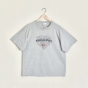 Vintage 90s NFL Chicago Bears Embroidered Logo Gray T Shirt Adult size Large